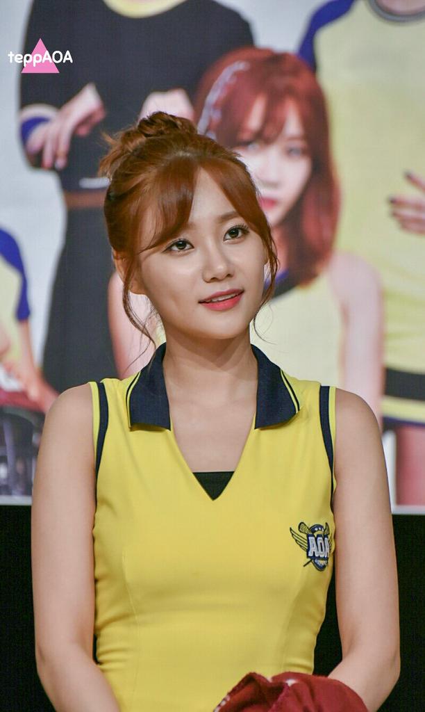 teppAOA921230's tweet photo. 150627 AOA 심쿵해 sign event
귀엽다🐰🎶사랑❤❤❤
#HeartAttack3rdWin #유나 #YUNA #AOA #심쿵해 #Heart_Attack @Official_AOA http://t.co/2RR48m7Fui