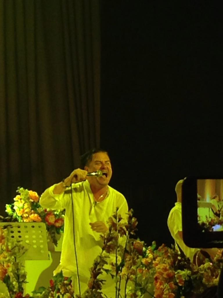 lindseyKO's tweet photo. @MikePattonBands  @FnmFollowers  @FaithNoMore @fnm4ever http://t.co/6e2ocp22iW