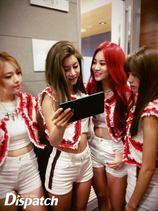 strangefuzz's tweet photo. 150806 #걸스데이 #GirlsDay http://t.co/8u4WjPbu3E