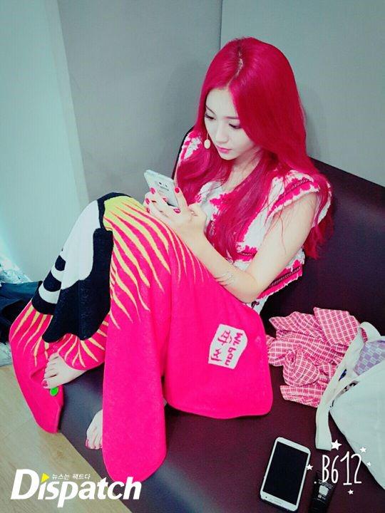 strangefuzz's tweet photo. 150806 #걸스데이 #GirlsDay http://t.co/8u4WjPbu3E