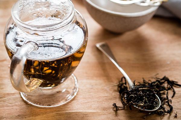 Cooked_UK's tweet photo. .@raretealady "Making really good leaf #tea requires a bit of expertise – like baking a cake." http://t.co/I9qlhxgjWx http://t.co/e7up7bfdfW