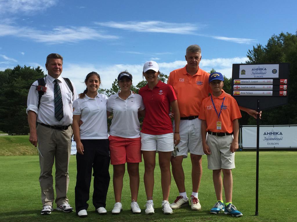 ANNIKA_Fdn's tweet photo. The leader group of @sophielamb97 (ENG) @ana_pelaez16 (ESP) and Maria Parra Luque (ESP) #ANNIKAEuro2015 http://t.co/txlA1alCFm