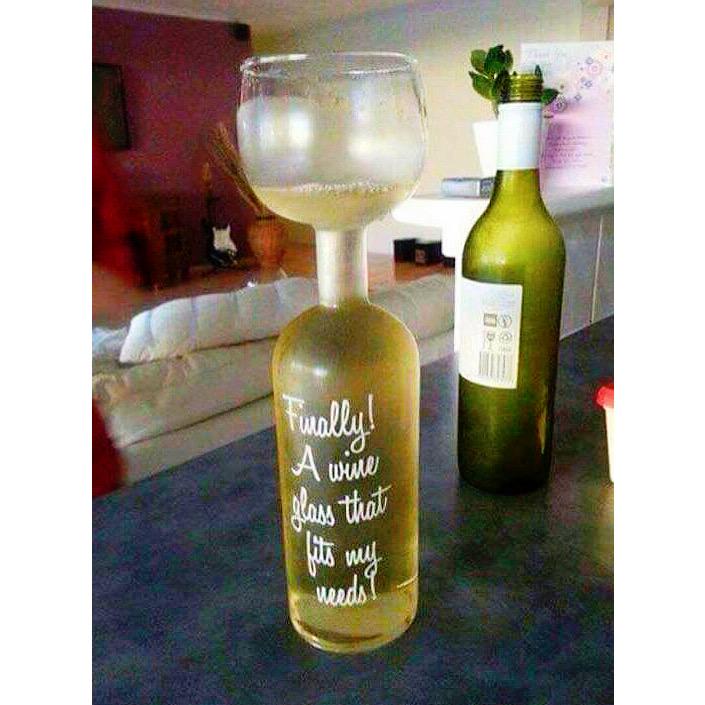 This needs to become a thing! #wine #madpizzaebar #pizza