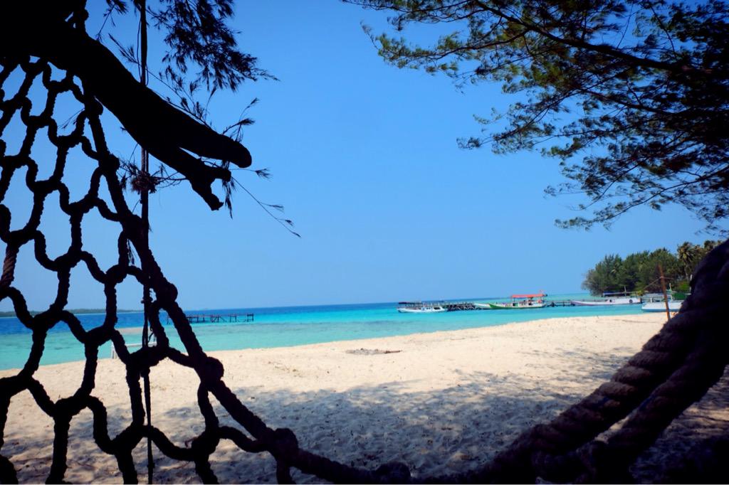 _hyun0's tweet photo. Open trip karimunjawa http://t.co/P5ffYjI1I3