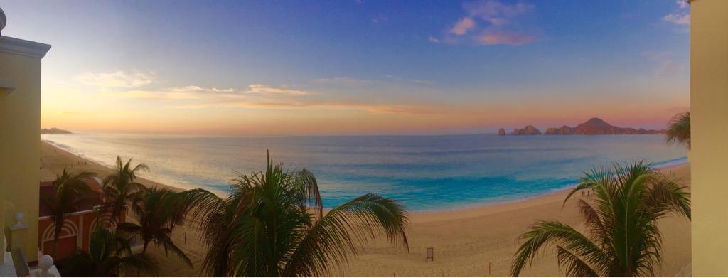 kimtoofancyy_'s tweet photo. Id go back any day! ππ¦π #cabosanlucas #ruipalace http://t.co/y09F0kHsaR