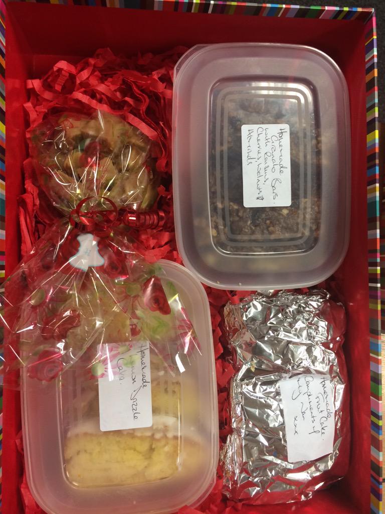 _TeamofTwo's tweet photo. Huge thanks to @abihughes7 and family for the high calorie goodies for our trip, amazingly thoughtful! Thank you!! http://t.co/n2w2yLajqS