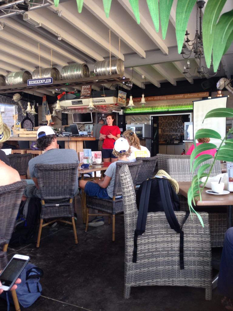 NataschaKaak's tweet image. Let's go! 10 km lopen in Ouddorp en zoveel mogelijk afval ophalen. @Let's go! @denoordzee @Interface_NL