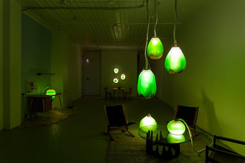 designboom's tweet photo. #micro #algae could be the #renewable #resource we’ve been looking for to #power our #homes http://t.co/EcxCjRM3wD http://t.co/DpomiJUaQc