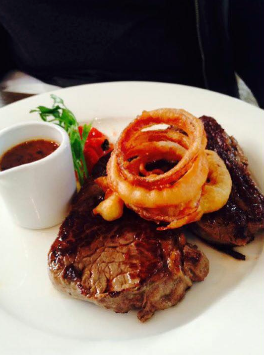 MidIreland's tweet photo. @spinnersbirr  Amazing Food served at Spinners Restaurant, Bar or Covered Courtyard...Castle Street, Birr http://t.co/yrKfnKSwW9