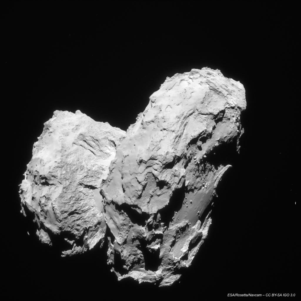 ESA_Rosetta's tweet image. My first year at #67P in pictures – new gallery: ow.ly/QyOI2 #LivingWithAComet
