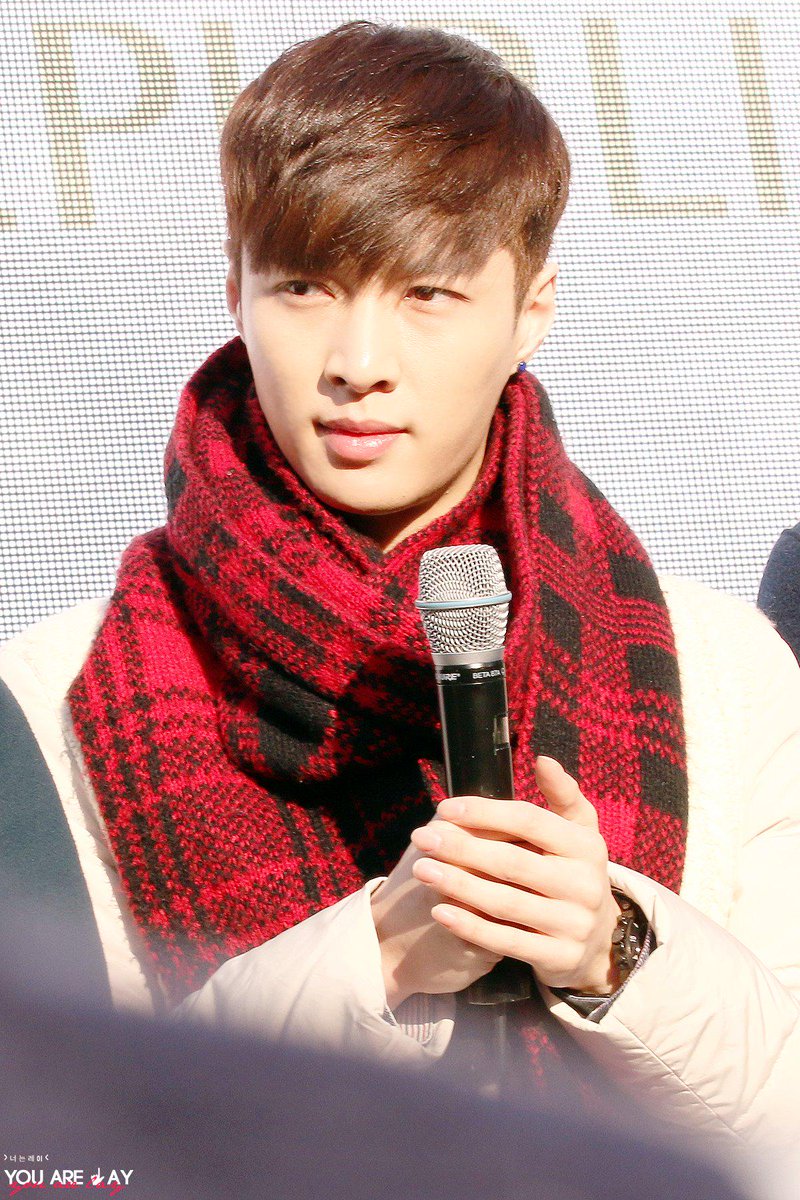 YouAreLay's tweet photo. 150131 레드 씽 #레이 #LAY
http://t.co/iYdbO9sdSd
http://t.co/h8dQBezKfs
http://t.co/SuPPS86pIm http://t.co/WtsuSs4b8Y