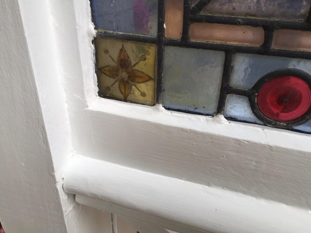 fxdecor's tweet image. @repaircareuk @Brewerspaints Monday's repairs...happy Thursday's people :) #happyclients #resinrepairs #pukkaproduct