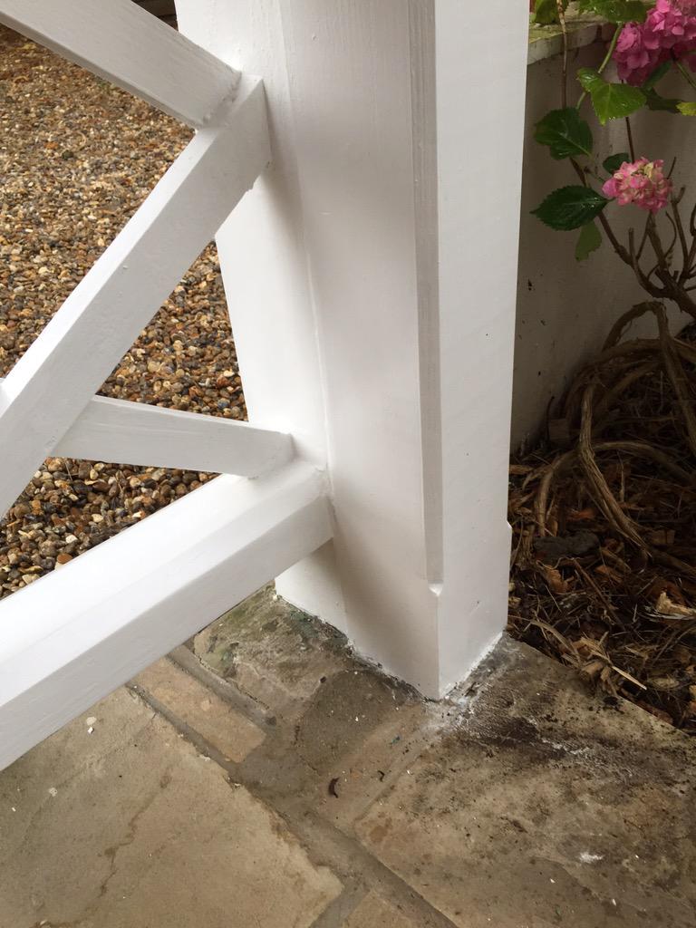 fxdecor's tweet image. @repaircareuk @Brewerspaints Monday's repairs...happy Thursday's people :) #happyclients #resinrepairs #pukkaproduct