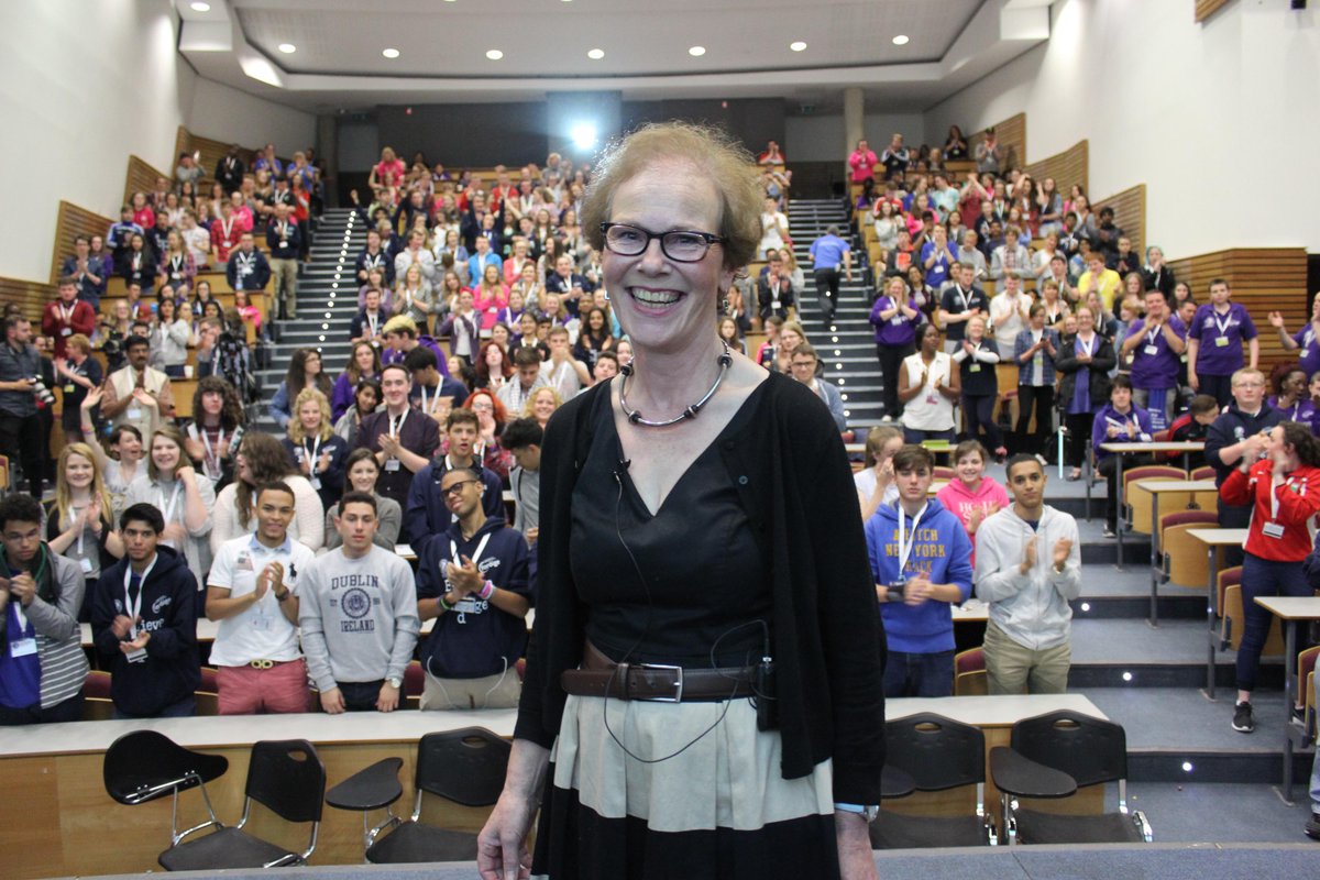 Foroige's tweet photo. A big thank you to human rights lawyer @Noeline_B for giving such a rich, inspiring talk at #Leaders4Life Conference! http://t.co/ZWNfig3E86