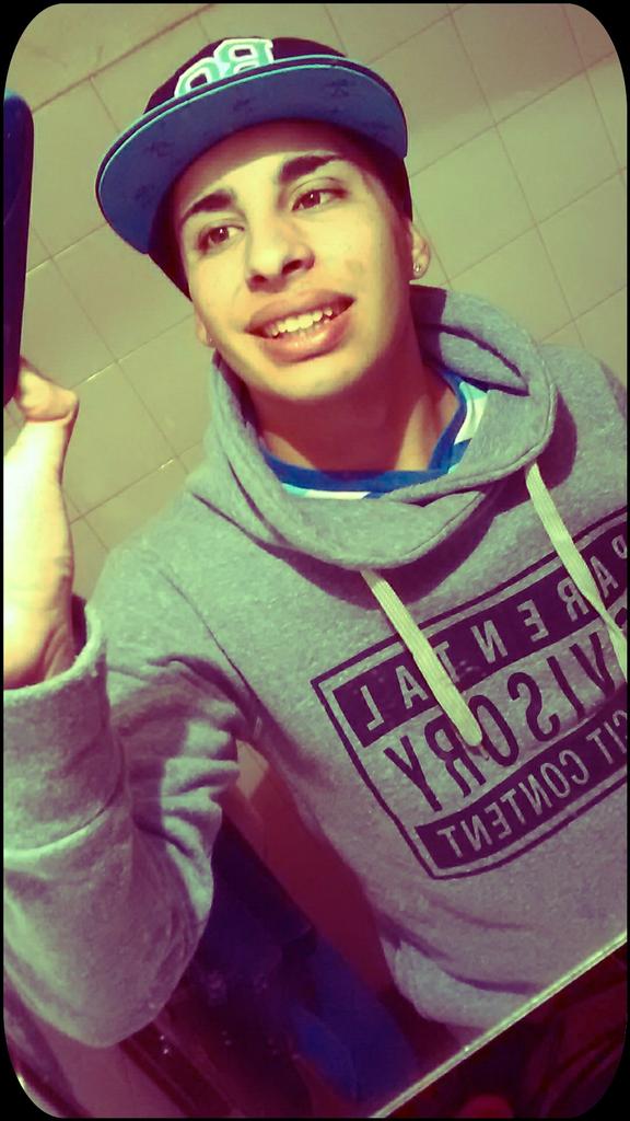 Sergio_Central's tweet photo. Si fuera un juego te llevaste el máximo puntaje🎶❤♣♥ http://t.co/yPXhCp67AQ