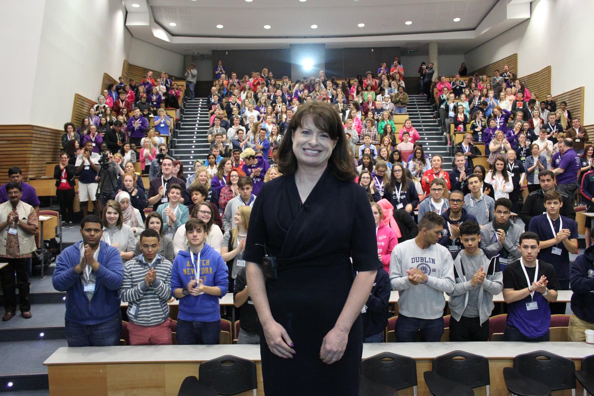 Foroige's tweet photo. Exceptional talk given this AM by Emily Logan to 295 teens. Follow the fire in your belly! #lLeaders4Life @CC_IHREC http://t.co/PYgb6Rm003