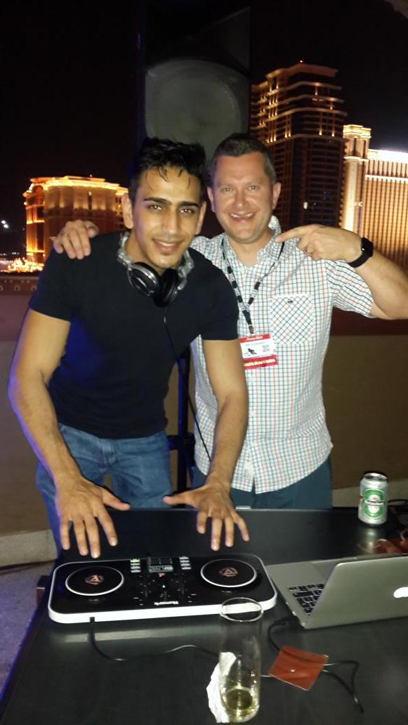 MukhtarMuki's tweet photo. Taking over the party with @birdiablo lets do this!!! #FindTerryBird #IBMers #SouthAfrica #IBMAnalyticsWin http://t.co/l6GtKpoEED
