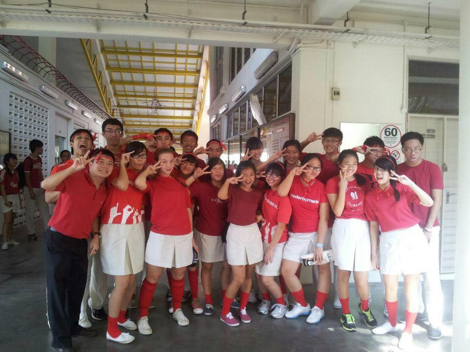 12A13SIOL's tweet photo. And we won best dressed class also 😂 http://t.co/7W206cpNr8