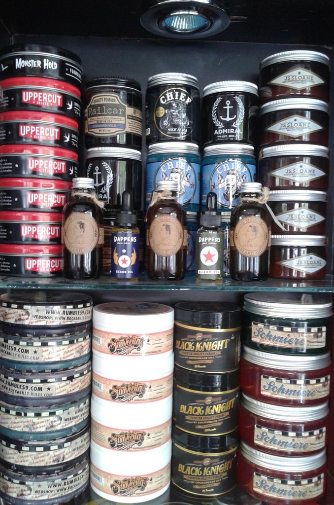 "<a href="/VOOLCUT/">Voolcut Barbershop</a>: If you real pomaders !! If you real gentelman !! "