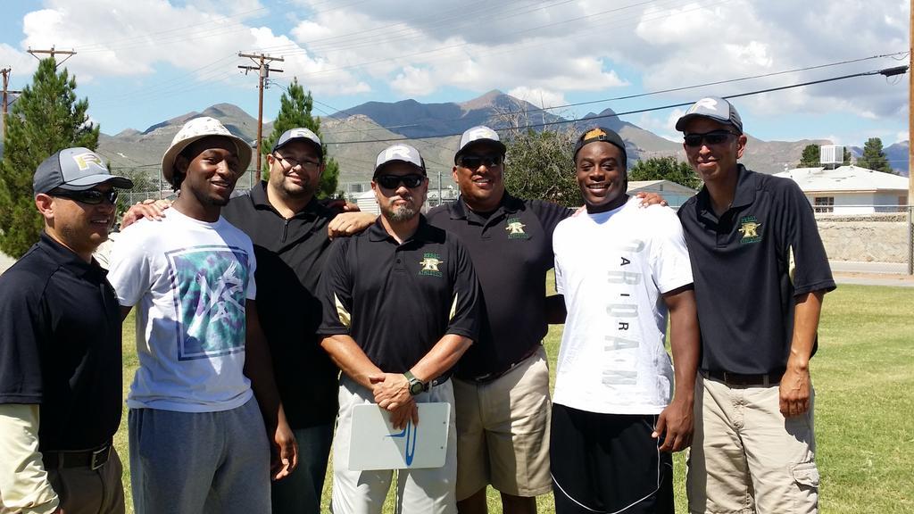 AustinWrestling's tweet photo. @Showtyme_29 always giving back and staying humble.  Goodluck this season. http://t.co/5rRvvgWEqT