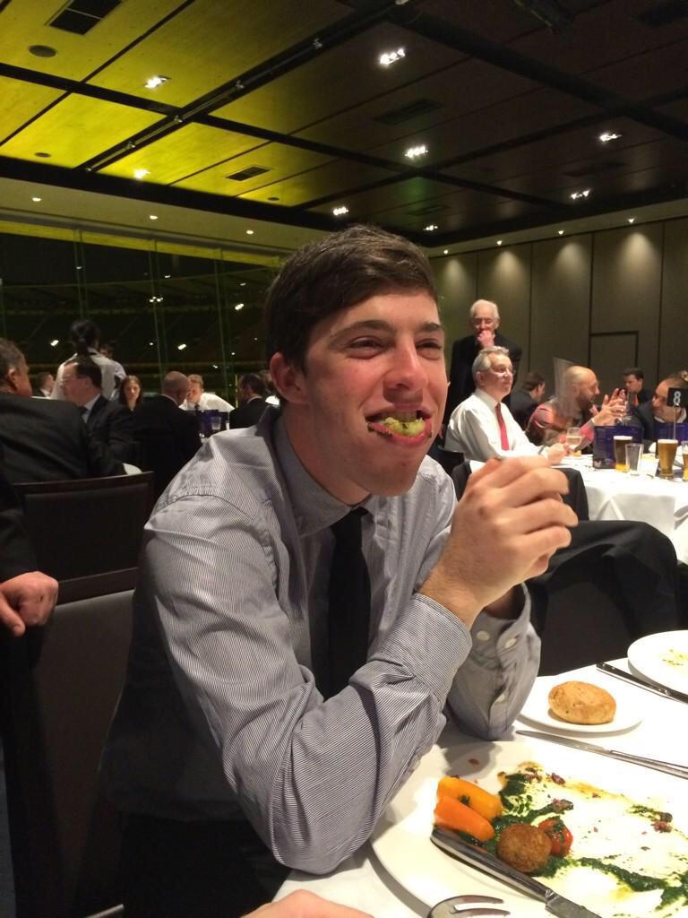 prizle92's tweet photo. It's time to bring it back! #lovesthebeef @mickyd8 @efabrisss @karnz87 @ThomasGMcCoy @PCpaddycakes54 http://t.co/jPjrCPr7pa
