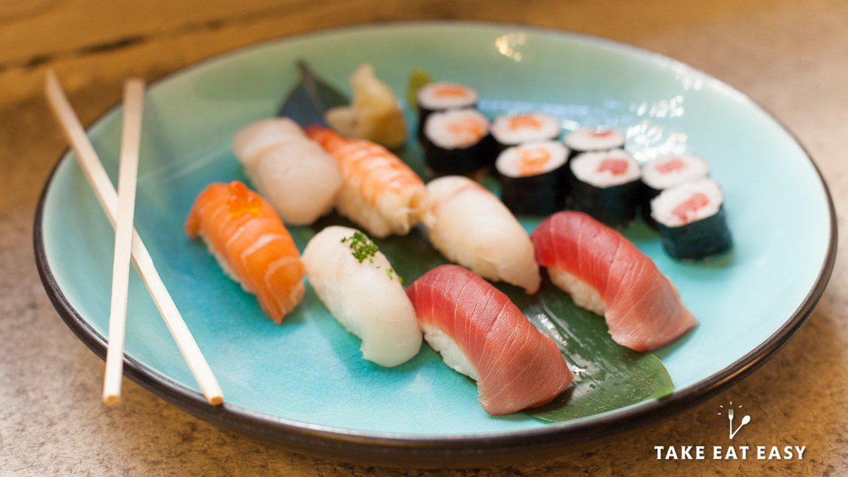 TakeEatEasy_ES's tweet photo. Nada mejor que un bocado del restaurante #japonés @Sakehimawari para combatir este calor, ¿no? http://t.co/1NIdD3UVUl http://t.co/OuX6riNu3I