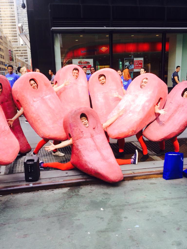 Celebrating #NationalFreshBreathDay with a #freshflashdance in #NYC