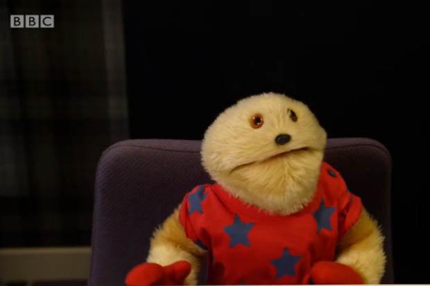 IrishStarUS's tweet photo. Gordon the Gopher's shock return as foul-mouthed boozer - http://t.co/JB1mDO8rn8 http://t.co/EzWGYfK2Ng