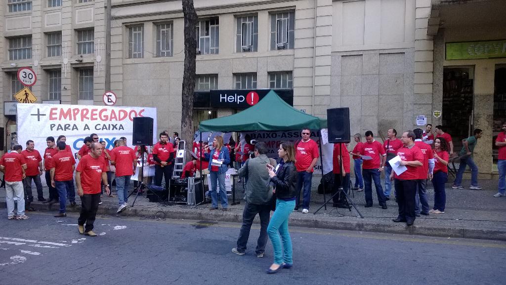 Ed_redacao's tweet photo. BH está mobilizado #chamacaixa http://t.co/zJSCTohyxU