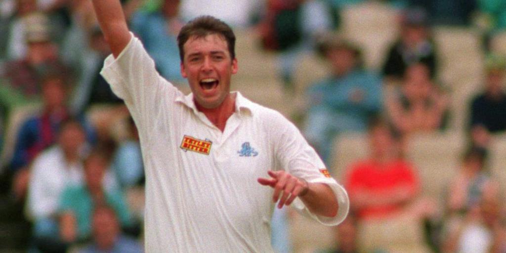 A very happy birthday to former & seamer Angus Fraser 
