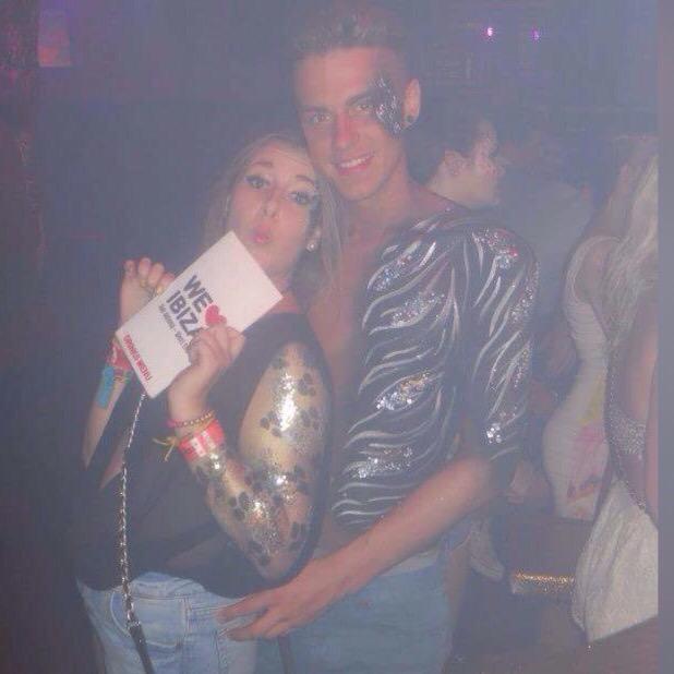 MAJ_effery's tweet photo. someone get me to IBiza now😎! http://t.co/DWUSLx9huP