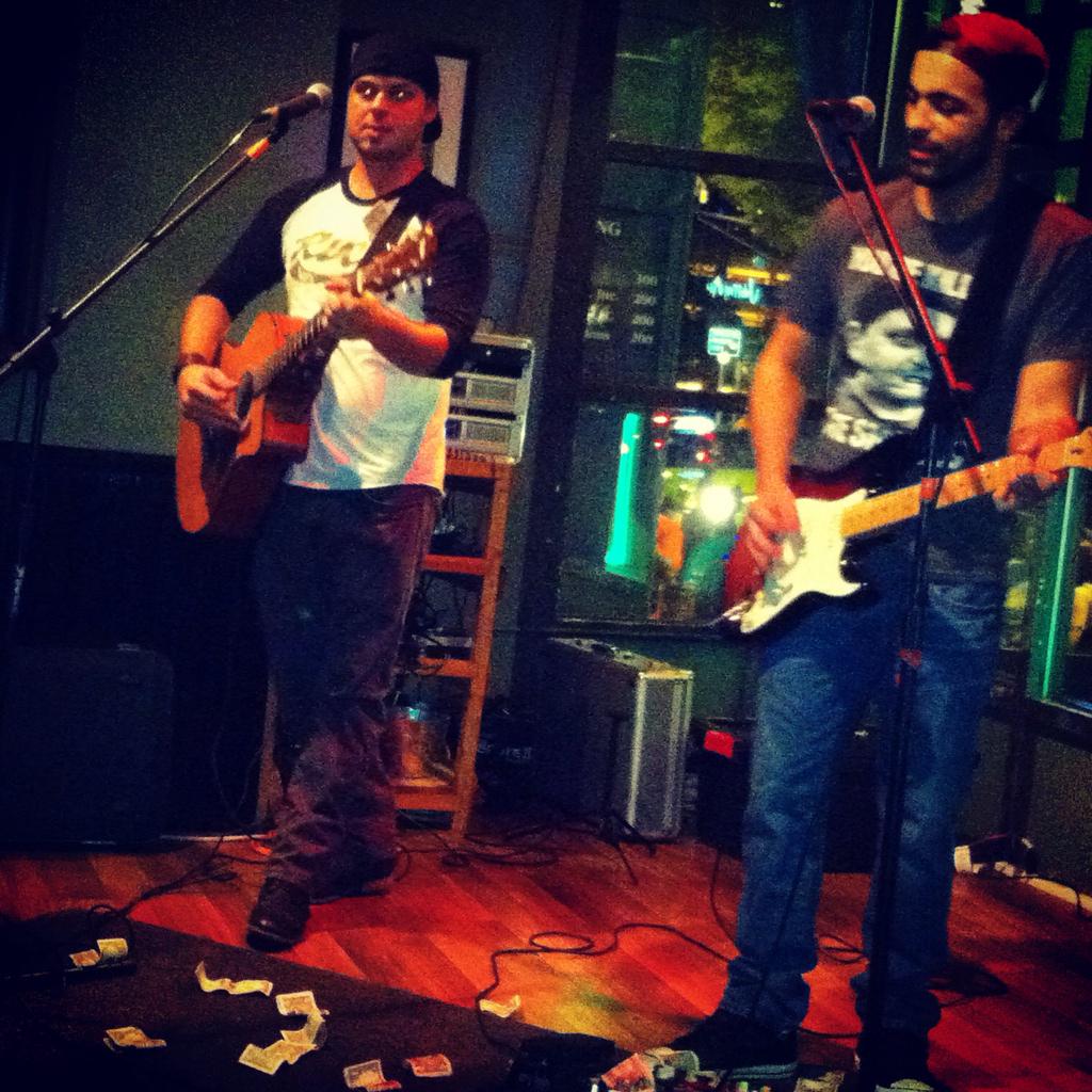 BuckedUpSSaloon's tweet photo. Checked out Bobby and The Good Times acoustic Tuesday - what a lot of fun! #myws http://t.co/vnjGWQh9PD