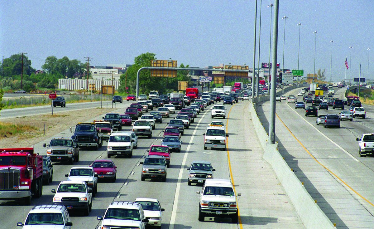 UtahDOT's tweet photo. TRAFFIC ALERT this weekend for SL, DA counties. Blog, @UDOTTRAFFIC app has info: http://t.co/smBZtqKYTp #KSLtraffic http://t.co/VS0heyLNbV