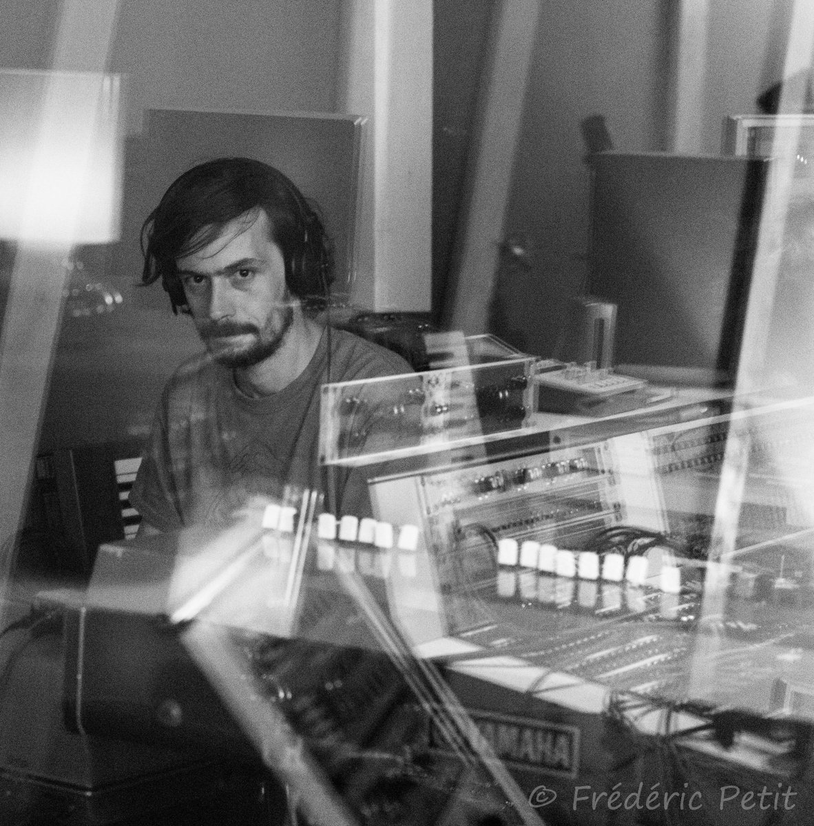 <a href="/MattLesenechal/">Matthieu Lesenechal</a>, au Rhodes, Wurly &amp; Cie, au studio <a href="/music_unit/">MUSIC UNIT</a>
Dernier jour
nouvel opus <a href="/3minutessurmer/">3 minutes sur mer</a>