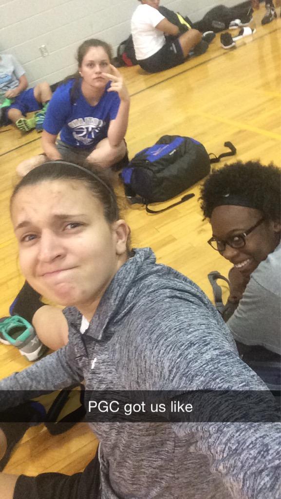 Victoria Robinson tweet media