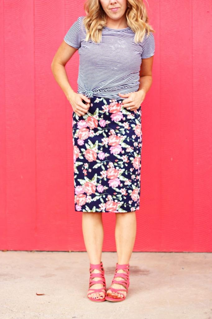 megmclifford's tweet image. Guests @prettylifegirls are on the blog talking pattern mixing! #style #fashion #colormepretty bit.ly/1Io7iUe