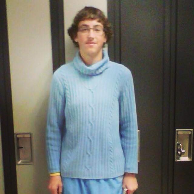 DaOxbowChiefs's tweet photo. Name: Derek Cooney
#39
2nd Base
Nickname: Schneebs
Interesting Fact: hit puberty during a double header http://t.co/CYTwATqlnC