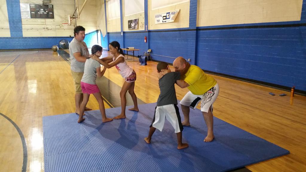 Offering Self Defense Classes now..every Monday at 6