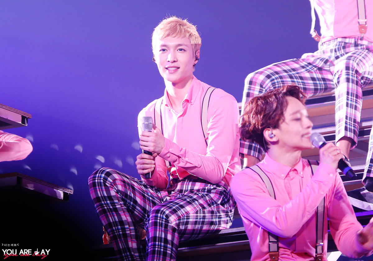 YouAreLay's tweet photo. 150313 눈에 별이 맺힌 울 오빠 #LAY #레이
http://t.co/vmgnduH7T5
http://t.co/CDDtYHJE9A http://t.co/nzhXH18lLV