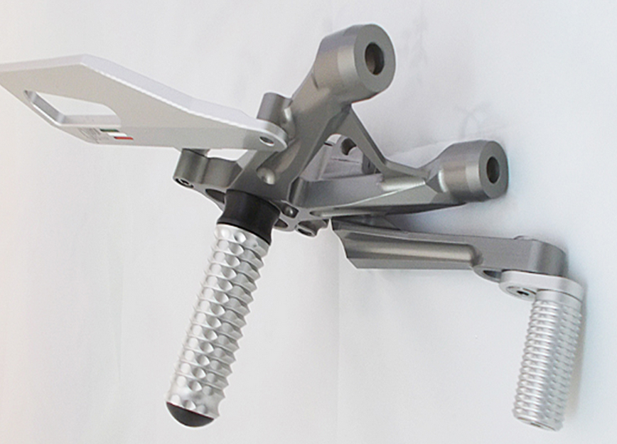 Giamoto1's tweet photo. #Ducati 899/1199 #Panigale #Rearset Kit Black.
Visit for more images and details https://t.co/rE08Smumji http://t.co/qhBX48OloA