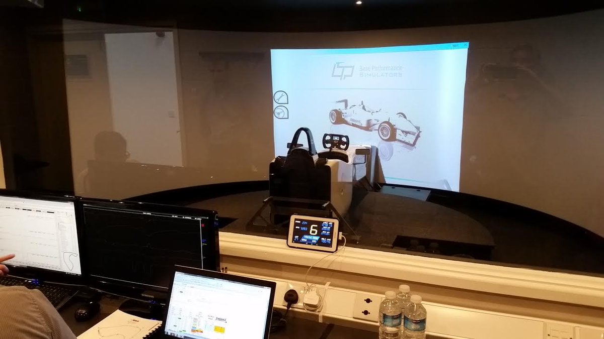 MomentumMRacing's tweet photo. It was #loveatfirstsight on @BaseSimulators F3 #simulator for @QuinlanLall. #GoQuinGo #eurotrip http://t.co/SYAkfBJJZZ