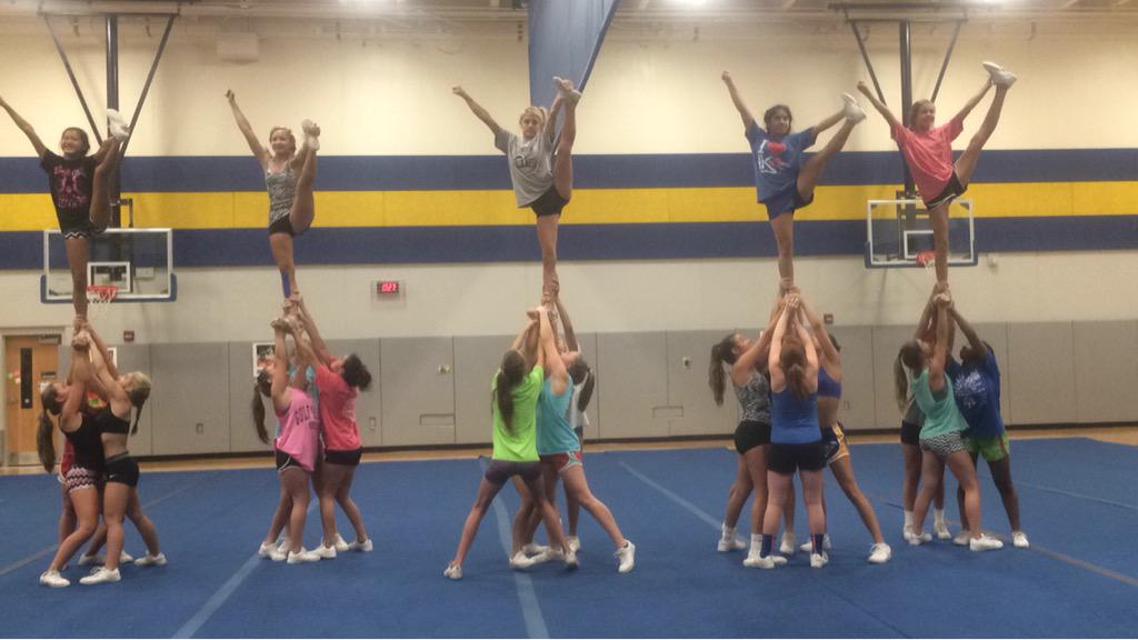 LJHCheer's tweet photo. Proud of these girls hard work! #determination #bringit2015 #JrHighCheer #GoRams http://t.co/va2TWSc1bO