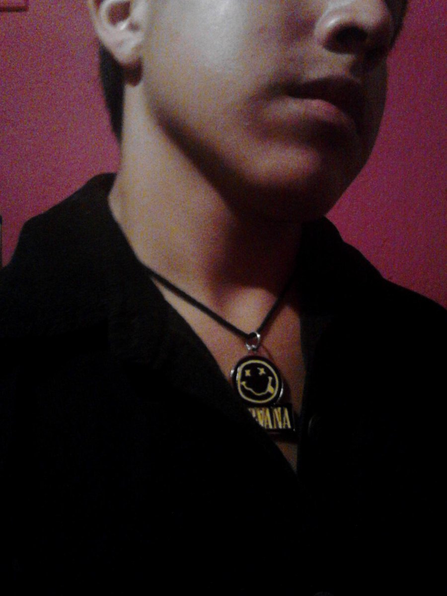 erickdark0's tweet photo. buenos días gente #BuenJueves http://t.co/6In4AN2pHF