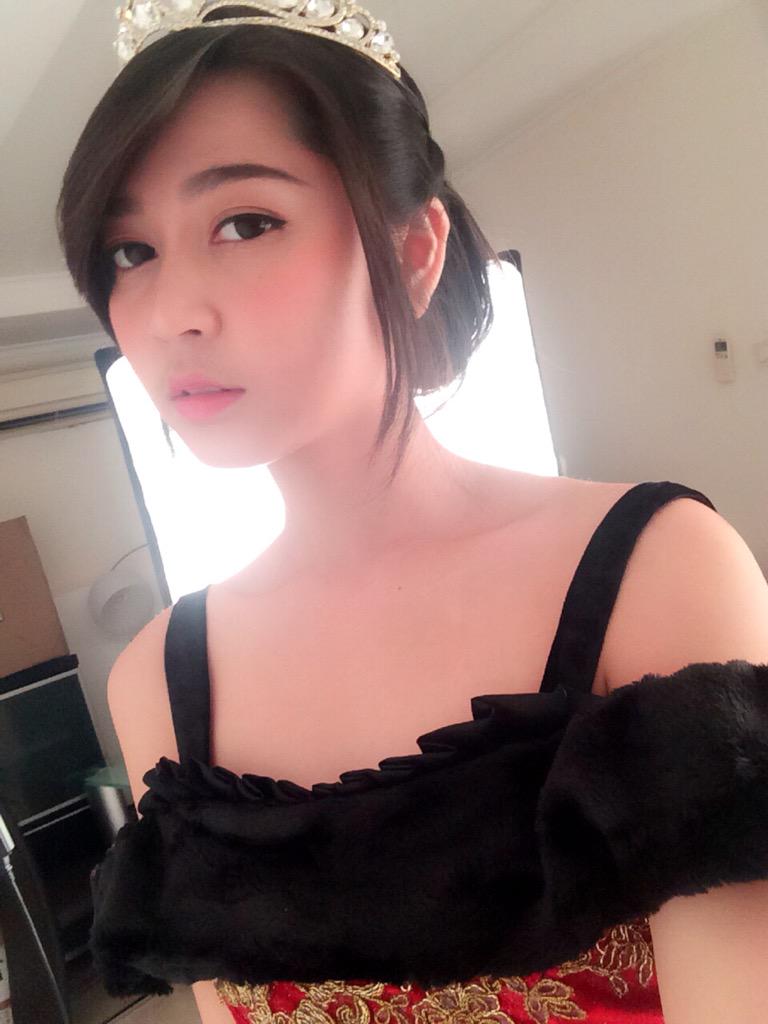 klitoris wanita bening sange