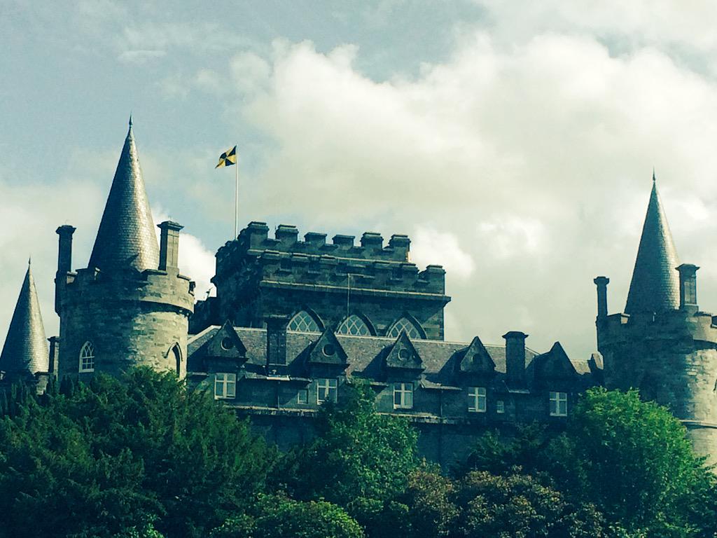 💙☀️ #InverarayCastle #Scotland <a href="/DiscoverScotlnd/">Discover Scotland</a>