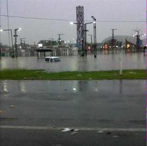 IsidoritoElRey's tweet photo. Scioli con Longobardi: "Hago el cierre en tecnópolis porque representa el futuro del país" Foto de hoy
Say no more http://t.co/Nx1VFB2cUI