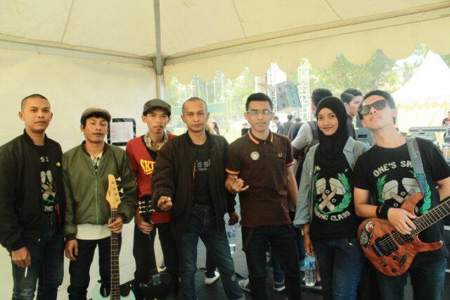 One's skiN @oneskinhead <a href="/ewesnusty/">ewesnusty</a> @bedud_onesskin <a href="/Faffabeachy/">Muhammad farhan</a>