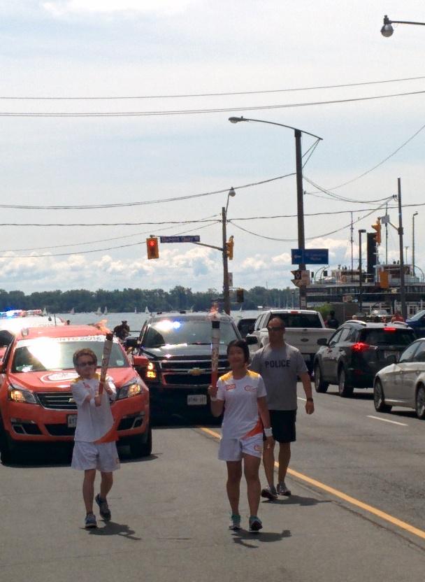 Torch Relay tweet media