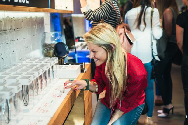 jinseyewear's tweet photo. Decisions, decisions. Katey @Yurkstyle is having a fun time picking out her JINS SCREEN which will help #BlockOutBlue http://t.co/DSE9O3Q68H