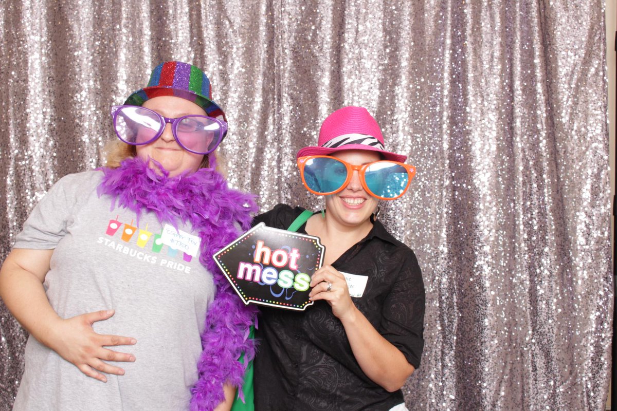 SbuxPhotoBooth's tweet photo. Hot Mess!  @polishedbarista #pof15 #photobooth #tobeapartner http://t.co/hEwvfcacd7